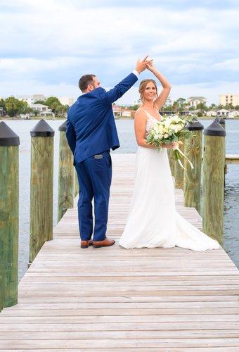 mobile - carousel-hero-element image-4