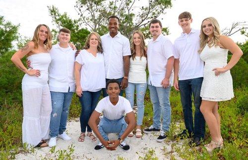 mobile - carousel-hero-element image-3