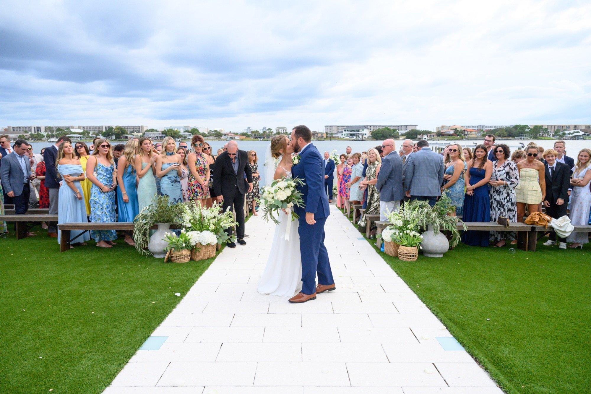 carousel-hero-element image-0