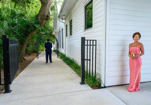 mobile - carousel-hero-element image-15