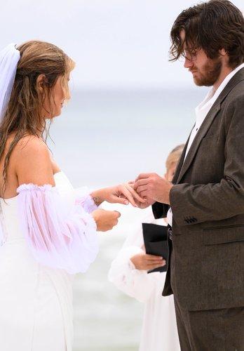 mobile - carousel-hero-element image-4